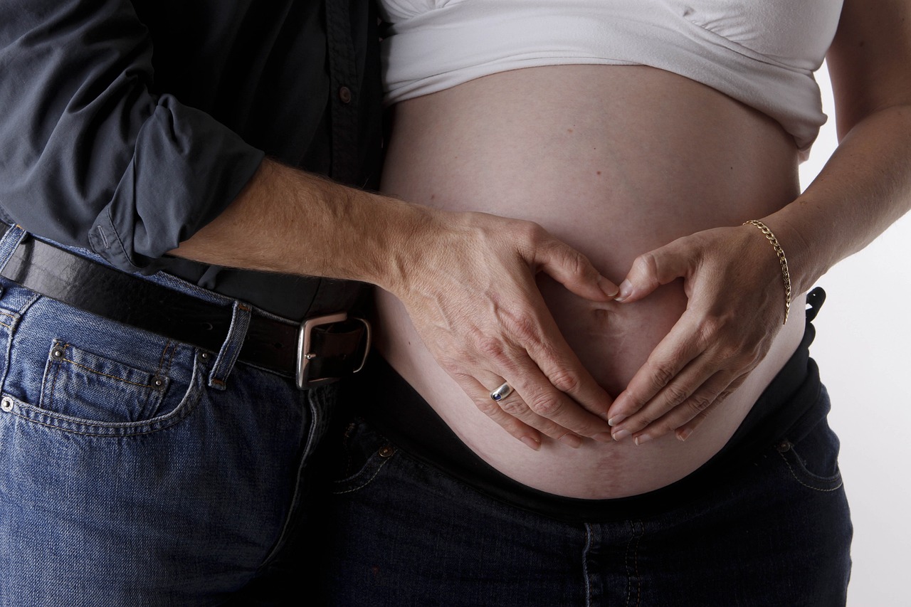 生了试管代生的孩子2个月就离婚了（生完试管代生的孩子两个月还会怀孕吗）